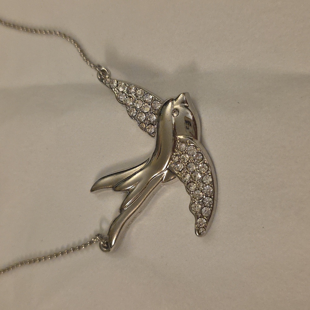 Vintage Bird Gemstone Necklace Age Unknown